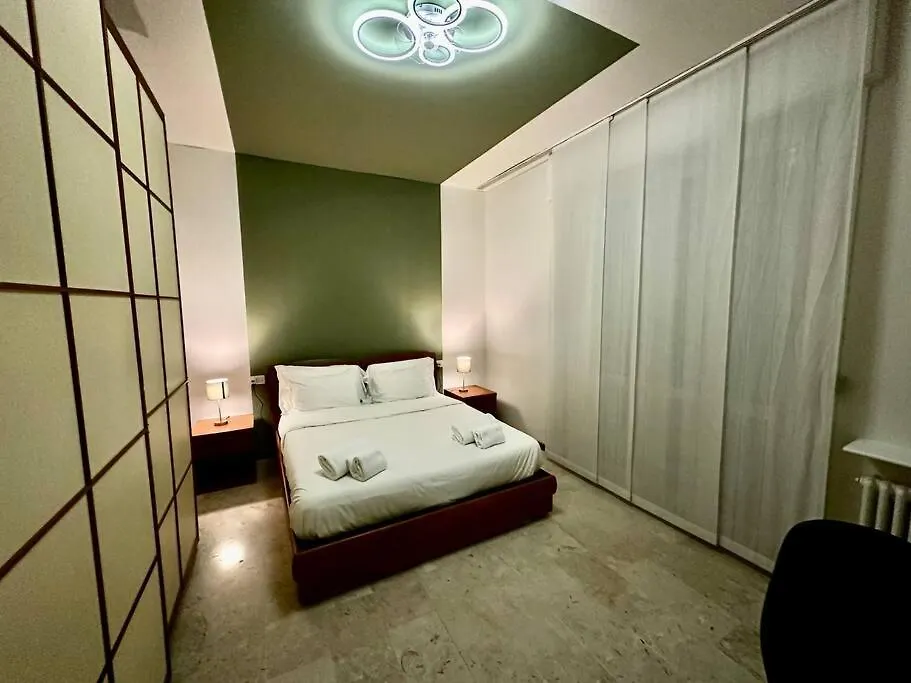 Low Cost Holiday An Business House And Free Park By Revenue House location
