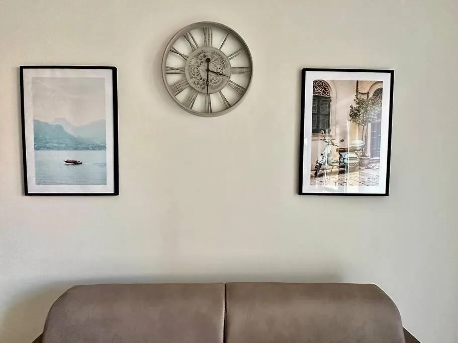 Apartment Low Cost Holiday An Business House And Free Park By Revenue House Como Italy